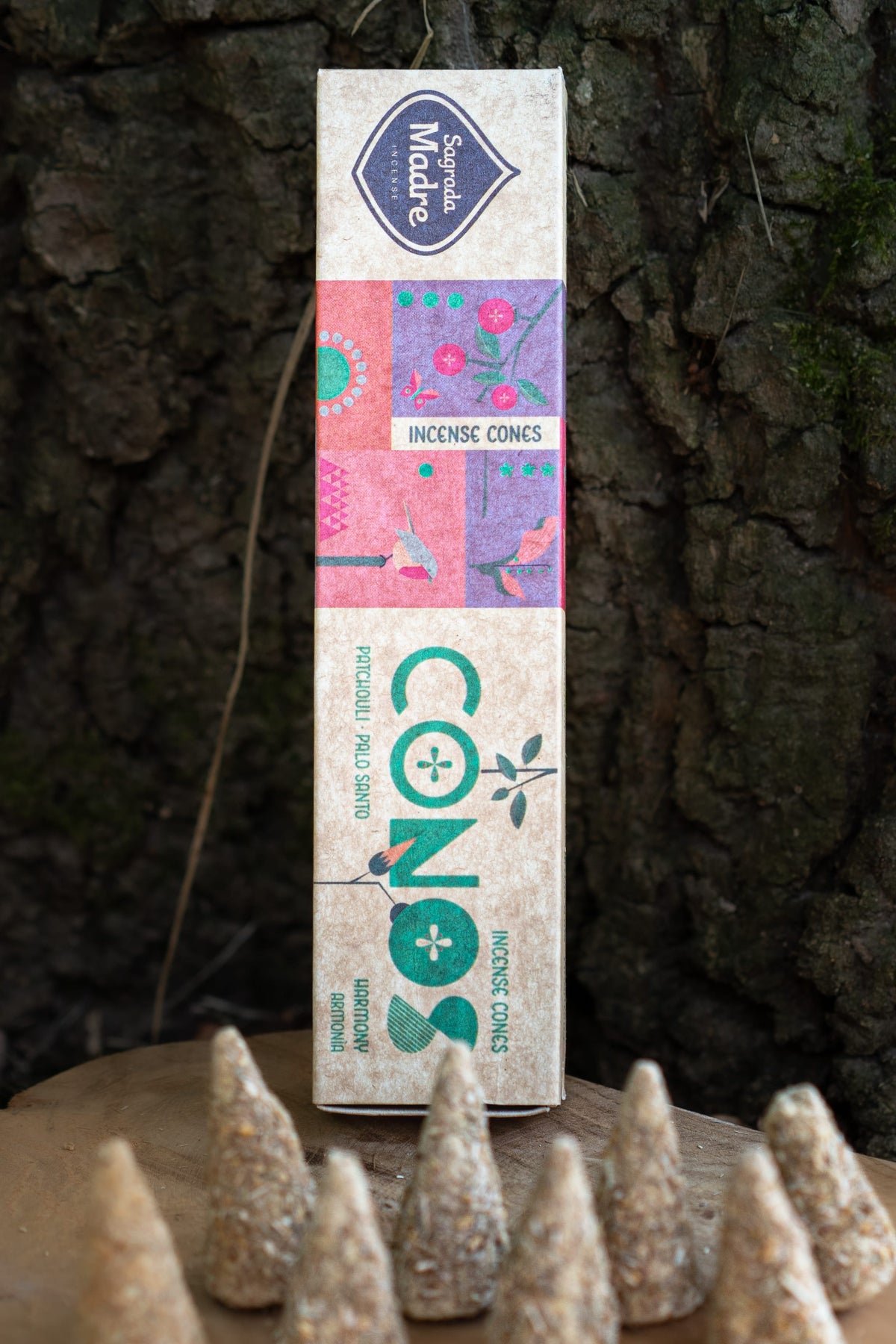 Conos de Incienso Sagrada Madre – Patchouli y Palo Santo (Armonía)⁠
