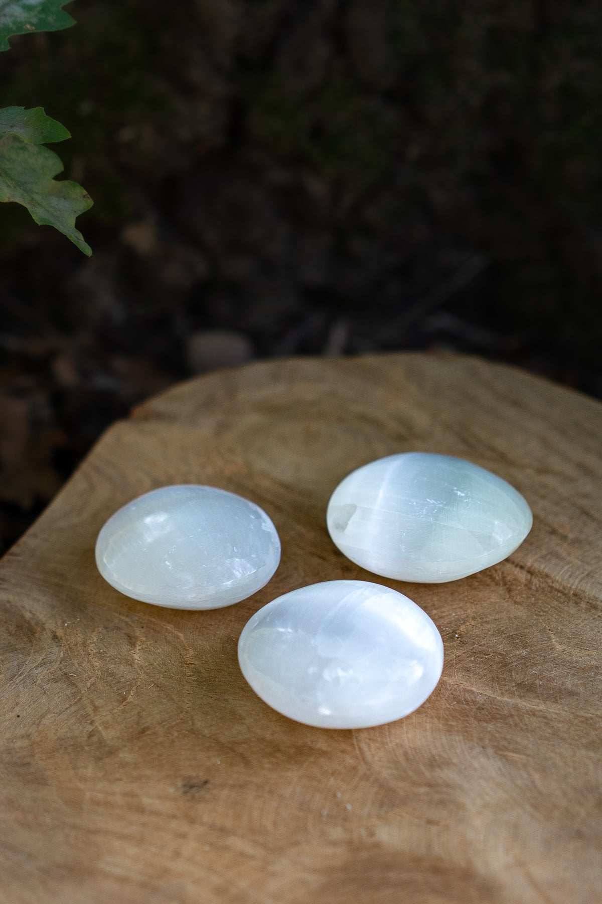 Canto Rodado de Selenita Blanca (Piedra de Tacto / Masaje)