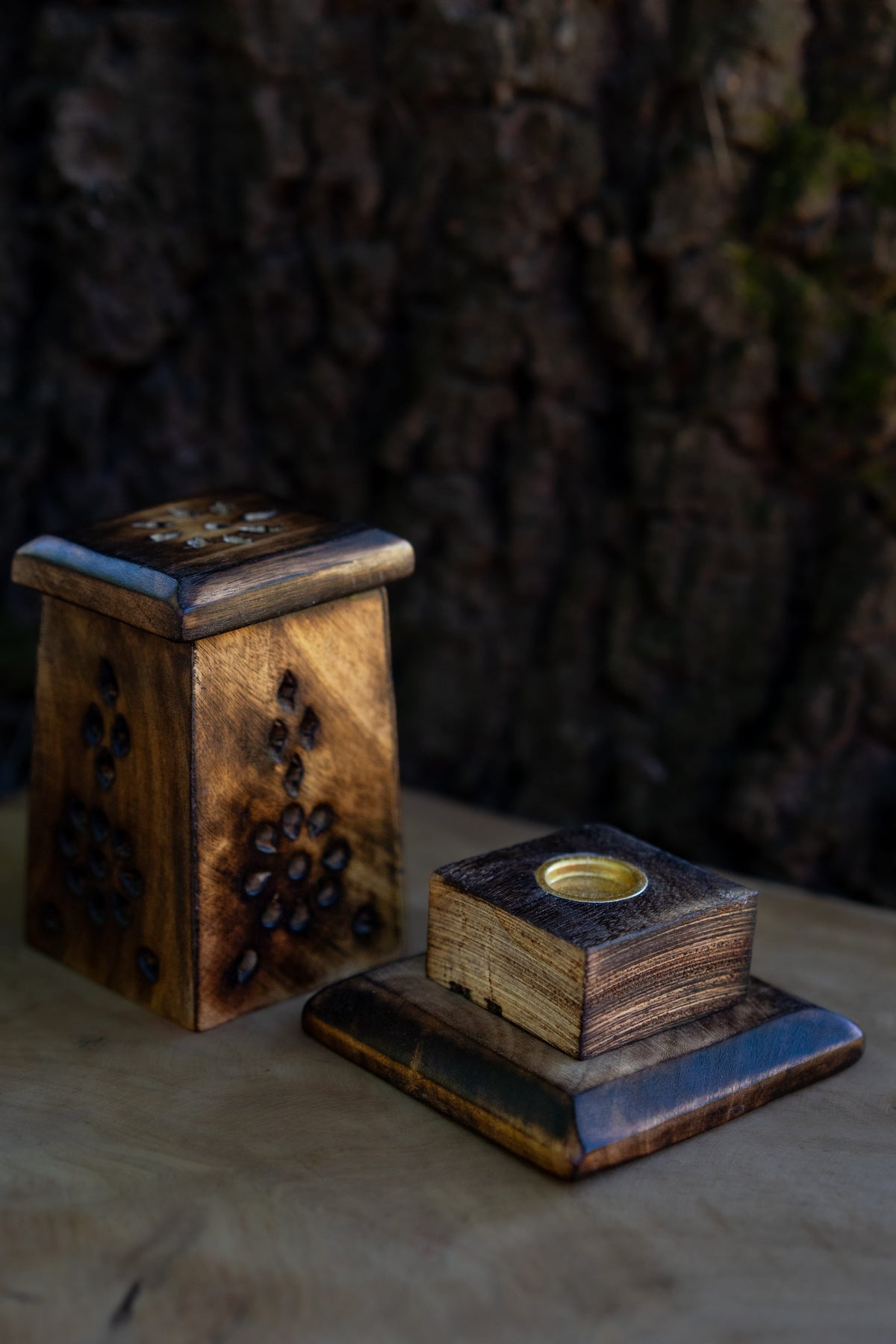 Quema Inciensos de Cono: Torre de Madera