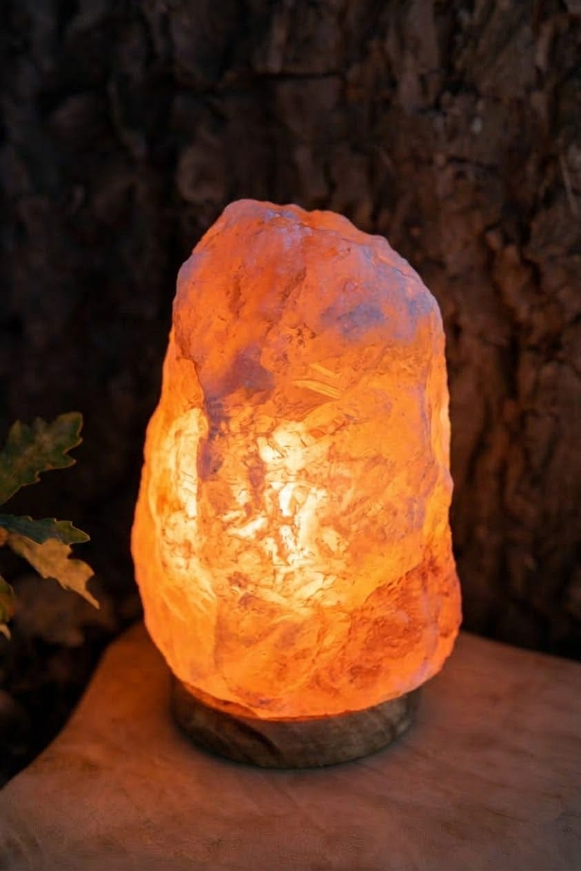 Lámpara de Sal del Himalaya Natural sobre Base de Madera