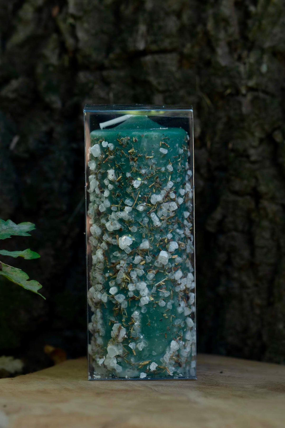 Velón verde decorado Propósito Protección de Las Velas de Mariano en embalaje transparente.